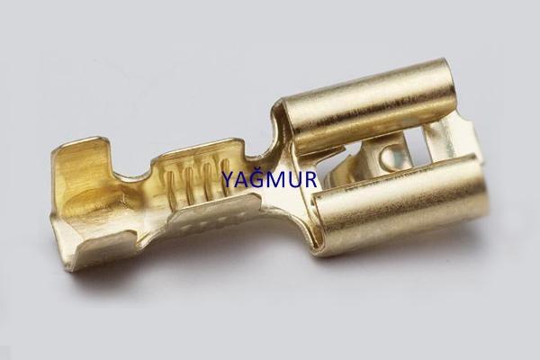 KABLO UCU TIRNAKLI DİŞİ FİŞ DF2T